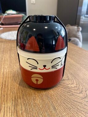 NEW Kotobuki Lucky Cat Bento Set